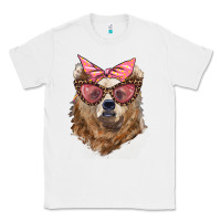White mama bear with glasses and bandana Classic Tee - Artiststas