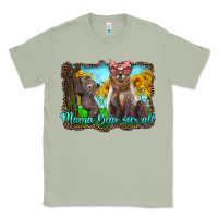 Matcha mama bear sees all with sunflowers Classic Tee - Artiststas