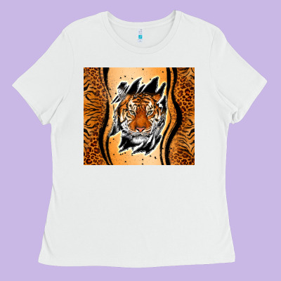 Ladies Tee tiger scratch mark