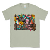 Matcha just a girl who loves pigs Classic Tee - Artiststas