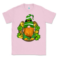Bubblegum Pink st patricks day gnomes horseshoe shamrock gold Classic Tee - Artiststas