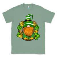 Sage st patricks day gnomes horseshoe shamrock gold Classic Tee - Artiststas