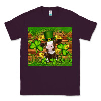 Plum st patricks day cow Classic Tee - Artiststas