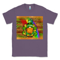 Lavender st patricks gnomes rainbow Classic Tee - Artiststas