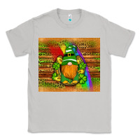 Moon Dust st patricks gnomes rainbow Classic Tee - Artiststas