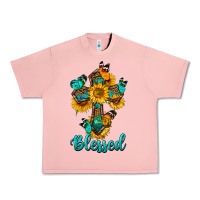 Salmon cross with butterfly blessed Urban Heavy Tee - BundleAndBundleShop