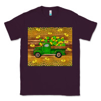 Plum St Patricks day truck Classic Tee - Artiststas