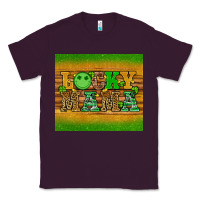 Plum st patricks day lucky mama Classic Tee - Artiststas