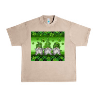 French Oak st patricks gnomes Urban Heavy Tee - Jasminsmagicworld