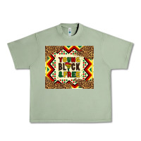 Oil Green young black and free Urban Heavy Tee - Artiststas