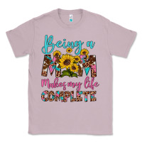Lilac being a mom makes my life complete Classic Tee - Artiststas