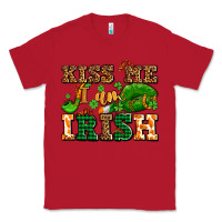 Red kiss me i am irish  with lips and shamrocks Classic Tee - AdoDesignShop