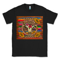 Black serape sunflowers bull skull background Classic Tee - Artiststas