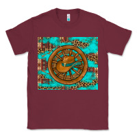 Burgundy cowboy hat turquoise aztec background old wheel Classic Tee - Artiststas