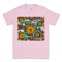 Bubblegum Pink sunflowers and western old wheel aztec cowhide background Classic Tee - Artiststas