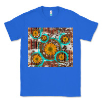 True Royal sunflowers and western old wheel aztec cowhide background Classic Tee - Artiststas