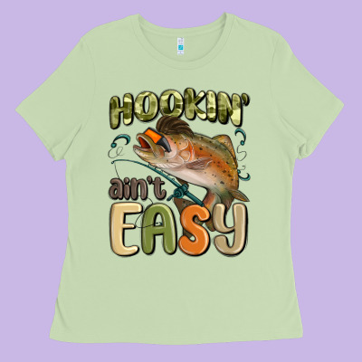 Ladies Tee hookin' ain't easy