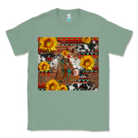 Sage western horse with sunflowers and aztec leopard cowhide Classic Tee - Artiststas