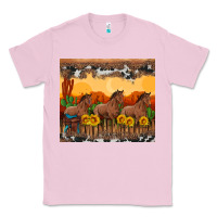 Bubblegum Pink western horses and  sunset with sunflowers Classic Tee - Artiststas