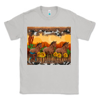 Moon Dust western horses and  sunset with sunflowers Classic Tee - Artiststas