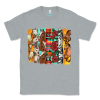 Heather Grey western horses roses and bullskulls wıth cowhide amd serape brushstro Classic Tee - Artiststas