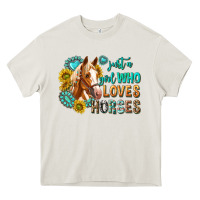 Cream western just a girl who loves horses Heavy Core Tee - texasbilliewilder