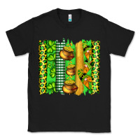 Black st patricks gnomes and cloves with leopard  brushstrokes Classic Tee - Artiststas