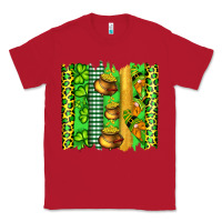 Red st patricks gnomes and cloves with leopard  brushstrokes Classic Tee - Artiststas