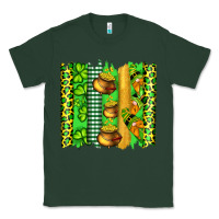 Sports Green st patricks gnomes and cloves with leopard  brushstrokes Classic Tee - Artiststas