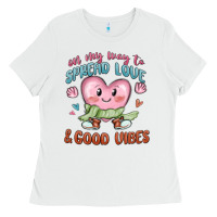 White on my way to spread love Ladies Tee - MaliasSmallBusiness