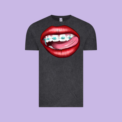 Lips Dental Braces Vintage Tee Designed By Artiststas