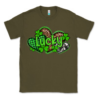 Army Green st patricks day lucky western hearts Classic Tee - Artiststas