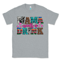 Heather Grey western mama needs a drink Classic Tee - Artiststas