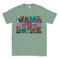 Sage western mama needs a drink Classic Tee - Artiststas