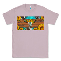 Lilac longhorn bull skull license plate Classic Tee - Artiststas
