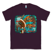Plum free spirit native american indian headdress Classic Tee - Artiststas