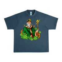 Midnight Navy st patricks and horseshoes with shamrocks Urban Heavy Tee - AdoDesignShop