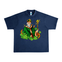 Navy st patricks and horseshoes with shamrocks Urban Heavy Tee - AdoDesignShop