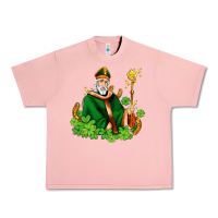 Salmon st patricks and horseshoes with shamrocks Urban Heavy Tee - AdoDesignShop