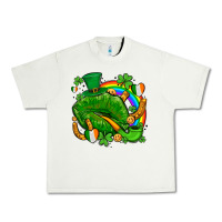 Pistachio st patricks lips with horseshoe rainbow and shamrocks Urban Heavy Tee - AdoDesignShop