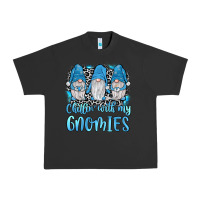 Pigment Black chillin' with my gnomies Urban Heavy Tee - JahusDesignShop