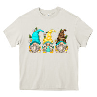 Cream daisy gnomes Heavy Core Tee - Zillion Design Studio