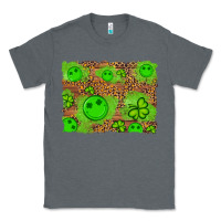 Charcoal Heather shamrock glitter leopard and wood background Classic Tee - Artiststas
