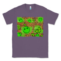 Lavender shamrock glitter leopard and wood background Classic Tee - Artiststas