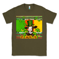 Army Green saint patricks cow and hat with sunflower and shamrock Classic Tee - Artiststas