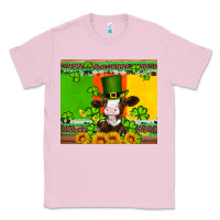 Bubblegum Pink saint patricks cow and hat with sunflower and shamrock Classic Tee - Artiststas