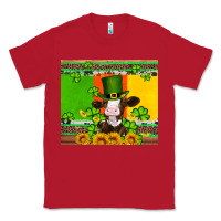 Red saint patricks cow and hat with sunflower and shamrock Classic Tee - Artiststas