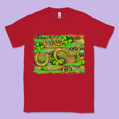 Horseshoe Shamrock Leopard Wood Glitter Background Classic Tee Designed By Artiststas