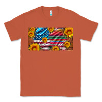Copper usa flag and serape with leopard and sunflowers license plate Classic Tee - Artiststas