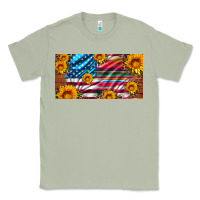 Matcha usa flag and serape with leopard and sunflowers license plate Classic Tee - Artiststas